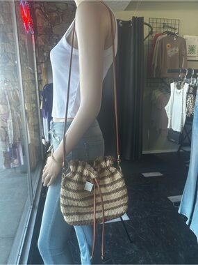 Knitted Striped Brown Drawstring Crossbody Bucket Bag